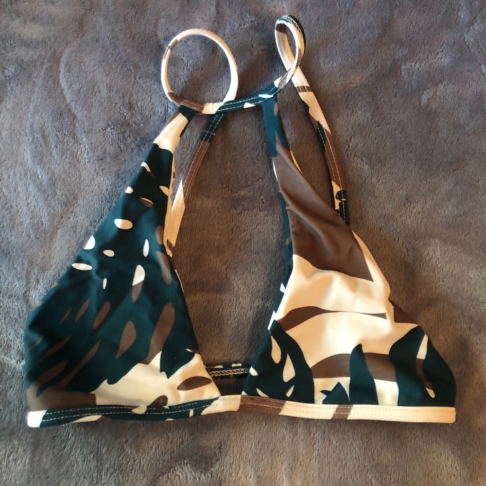 Mikoh Keyhole Hawaiian Print Bikini Top